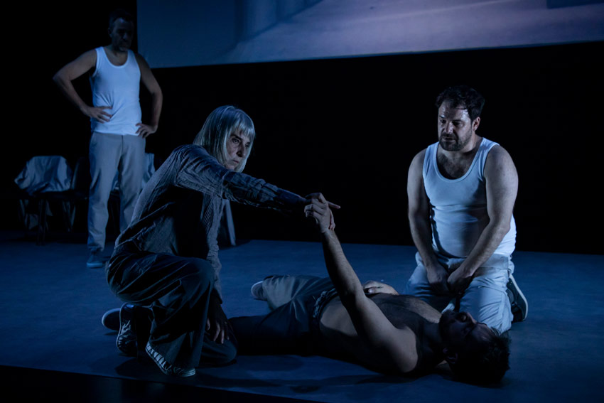 DESOBEDIENTEAK 18/98 - DESOBEDIENTES 18/98 - Teatro Arriaga Antzokia